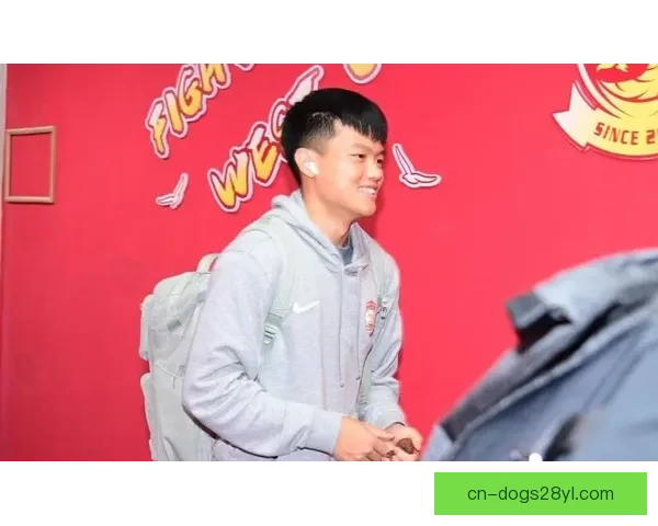 杨希归队海港中卫引援将明朗化